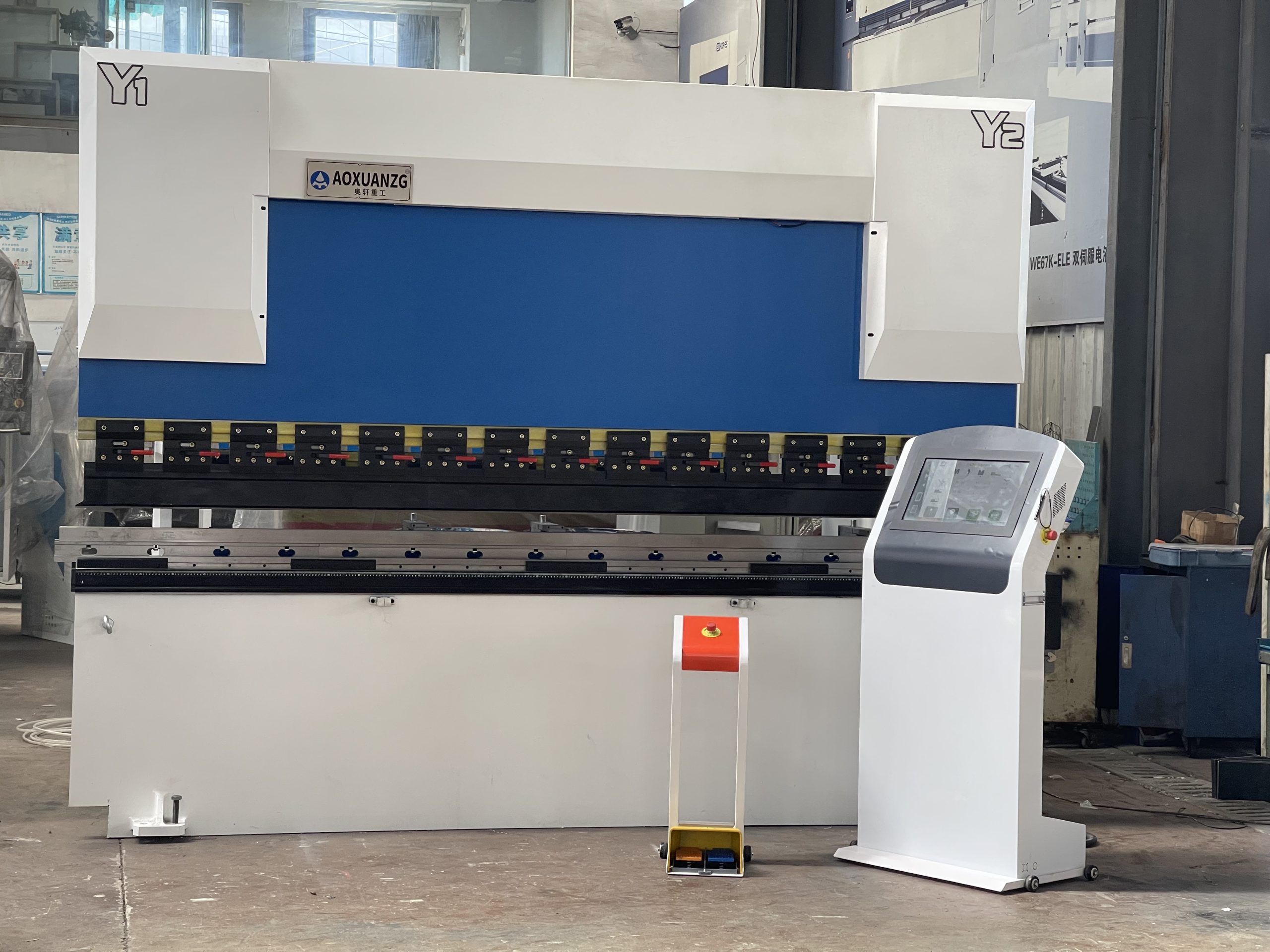 Hydraulic Press Brakes Challenges and Solutions Aoxuanzg
